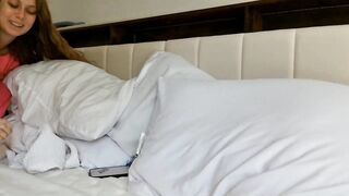 Watch buffybarloe New Porn Video [Chaturbate] - bush, milk, pregnant, petite