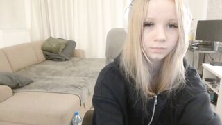 Watch deeannnye Camgirl Porn Video [Chaturbate] - new, shy, 18, blonde, teen
