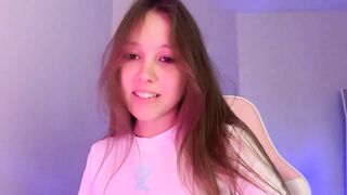 Watch carmanmarkman Camgirl Porn Video [Chaturbate] - new, bigass, shy, 18, skinny