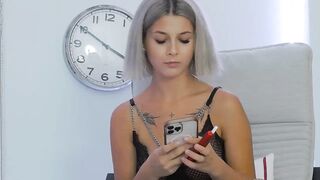 DavinaDevine1 Porn New Videos [MyFreeCams] - Blonde, Petite, Toys, Sexy legs, Natural