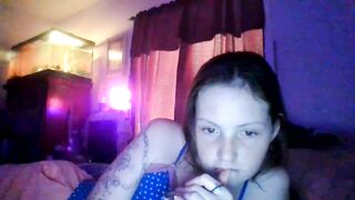 Watch beatahoecripple New Porn Video [Chaturbate] - love, noanal, devil, fingerass