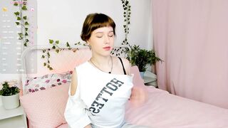 Watch emiliahurrison Hot Porn Video [Chaturbate] - new, shy, 18, skinny, teen