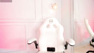 Watch leylarusso Camgirl Porn Video [Chaturbate] - bigass, anal, 18, teen, petite