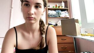 luegerl Camgirl Porn Video [Chaturbate] - new, feet, shy, 18, cute