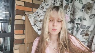 Watch mammiebopp Camgirl Porn Video [Chaturbate] - new, shy, 18, skinny, cute