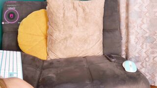 Watch layla_17 Camgirl Porn Video [Chaturbate] - anal, milf, milk, squirt, blonde