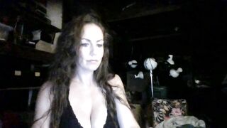 Watch questfor38883 Hot Porn Video [Chaturbate] - kiss, smalltitties, cameltoe, chill
