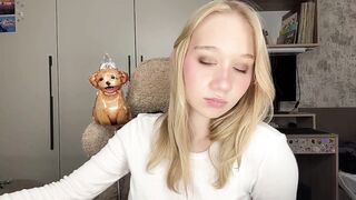 hilarianimocks Hot Porn Video [Chaturbate] - new, shy, 18, blonde, teen