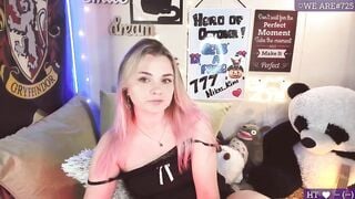 Lil_Nika Porn Private Videos [MyFreeCams] - shy, bdsm, pretty, lush, blow job