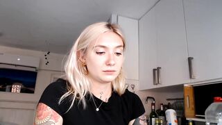 Tattoo_bbgirl Porn HD Videos [MyFreeCams] - short, blondehair, 420, hippie, butt