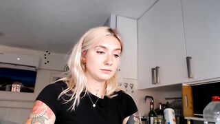 Tattoo_bbgirl Porn HD Videos [MyFreeCams] - short, blondehair, 420, hippie, butt