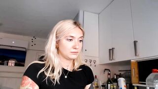 Tattoo_bbgirl Porn HD Videos [MyFreeCams] - short, blondehair, 420, hippie, butt