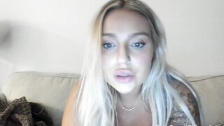 KissMyTitsPls Porn Private Videos [MyFreeCams] - Cute, Long hair, Fun, Sexy, Horny