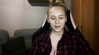Watch CatrinLips Porn Hot Videos [MyFreeCams] - smart, feet, horny, blonde, natural