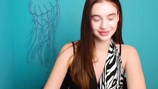 Watch Kelly_IceGirl Porn Fresh Videos [MyFreeCams] - strip, feet, young, long legs, pretty