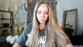 Linda_0nline Porn Video Record: natural, nice ass, blonde, happy, long hair
