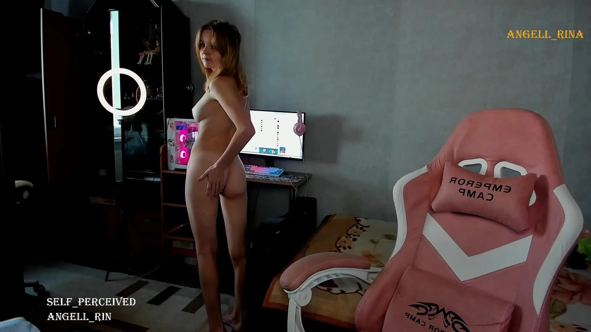 Angell_rina's inviting physique