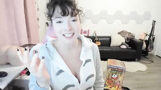 Watch tiggerrosey Porn Hot Videos [Chaturbate] - cleavage, curlyhair, brunette, bigboobs, little