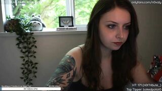 n0valy Porn Video Record: captions, big ass, cute, thick, tattooed