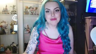 BBlue_bird Porn Video Record: Conversationalist, Tattooed, Big boobs, Natural tits, Cute