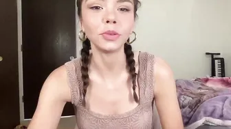 Watch yourfavoritegirl_'s Porn Collection. yourfavoritegirl_'s ...