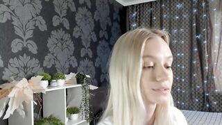 reynapain Porn New Videos [Chaturbate] - new, shy, 18, blonde, teen