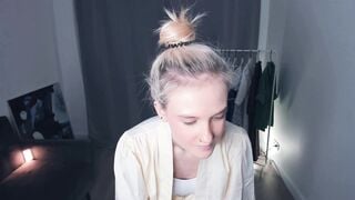 lili_summer Porn Fresh Videos [Chaturbate] - new, young, shy, 18, blonde