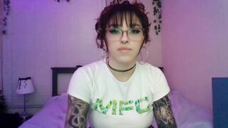 GeminiJade69 Porn Video Record: Piercings, Nicesmile, Cute, Stripper, Sexylips