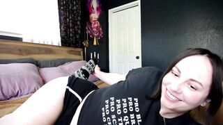 DigitalLilitu Porn Video Record: pierced, brunette, natural boobs, curvy, tattooed