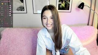 emilysmithhh Porn HD Videos [Chaturbate] - new, natural, lovense, teen, nonude