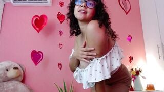 Watch mora_haze New Porn Video [Chaturbate] - feet, twerk, lovense, squirt, bigboobs