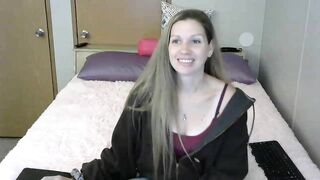 SouthernNSexi Porn Video Record: slim, sexy, friendly, tease, girl next door