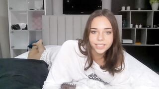 irisbb2003 Webcam Porn Video [Chaturbate] - greeneyes, armpits, bj, roleplay