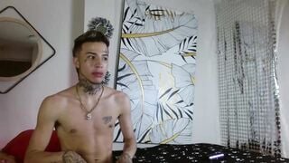 Watch wanda_gang777 HD Porn Video [Chaturbate] - daddy, smile, curve, milk