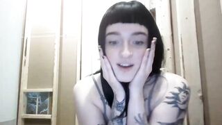 marcelinedracula Webcam Porn Video [Chaturbate] - braces, mom, oil, bigpussylips