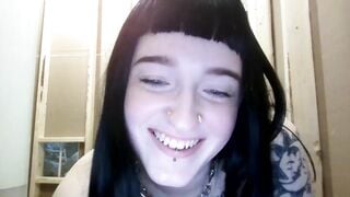 marcelinedracula Webcam Porn Video [Chaturbate] - braces, mom, oil, bigpussylips