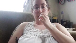 Watch uninspiired New Porn Video [Chaturbate] - bigass, bbw, mouth, tip, nails
