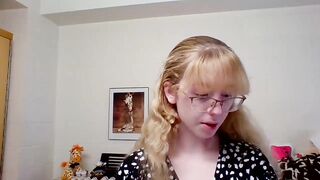 blonde_katie Hot Porn Video [Chaturbate] - new, smalltits, 19, blonde, cute