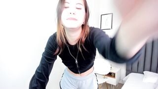 Watch hellen_coy Webcam Porn Video [Chaturbate] - smalltits, 18, squirt, asian, petite