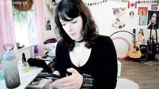 tiggerrosey Webcam Porn Video [Chaturbate] - brunette, socks, chill, boobs