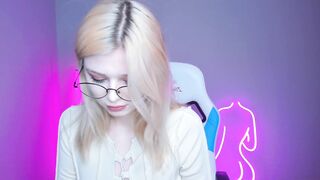 grace_smit Hot Porn Video [Chaturbate] - shy, young, 18, blonde, cute