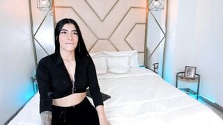 Watch siara_and_zoe Webcam Porn Video [Stripchat] - colombian-young, interactive-toys-young, medium, orgasm, fingering-young