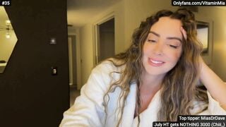 MissAustralia Porn Videos - vegemite, ohmibod, bigboob, petite, strip