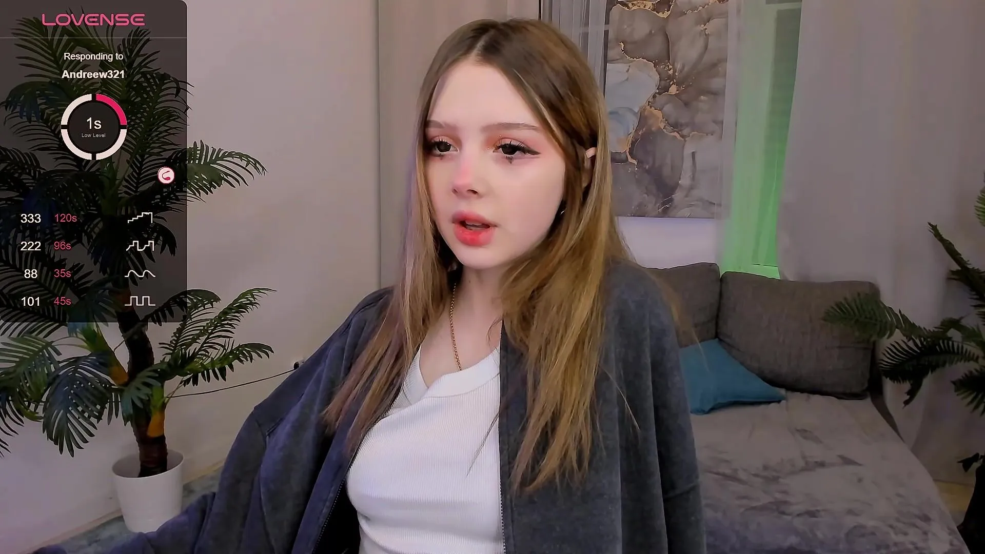 Little Anitta shy blonde teen chaturbate