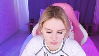 White_Babe HD Porn Video [Stripchat] - twerk-white, cam2cam, medium, blondes, interactive-toys