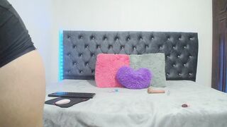 Zoe_Medina Webcam Porn Video [Stripchat] - hairy-armpits, hairy, topless-latin, camel-toe, blowjob