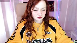 Watch carolina_elf Hot Porn Video [Stripchat] - shaven, cosplay-young, fingering-white, flashing, redheads-young