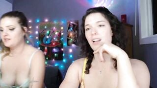 TiggerRosey Porn Videos - big tits, musician, femdom, pillow humper, chill