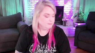 Mari_Jae Porn Videos - curvy, music, vodka, shots, drinking