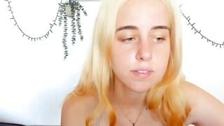 AliceKatz Porn Videos - 18, hot, feet, pretty, blonde